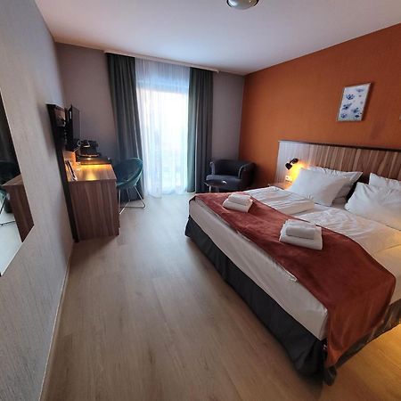 City Hotel Meckenheim Меккенхайм Экстерьер фото